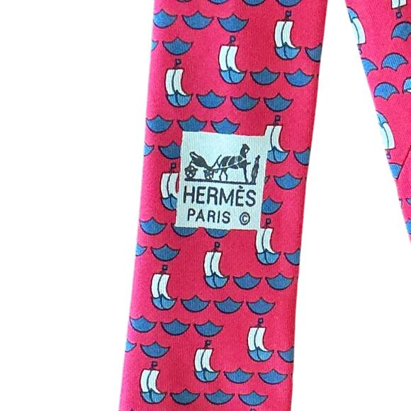 Hermes Men's Classic Tie Nautical Sailboats Red Satin 100% Silk 7130 FA Red Blue - Picture 5 of 8